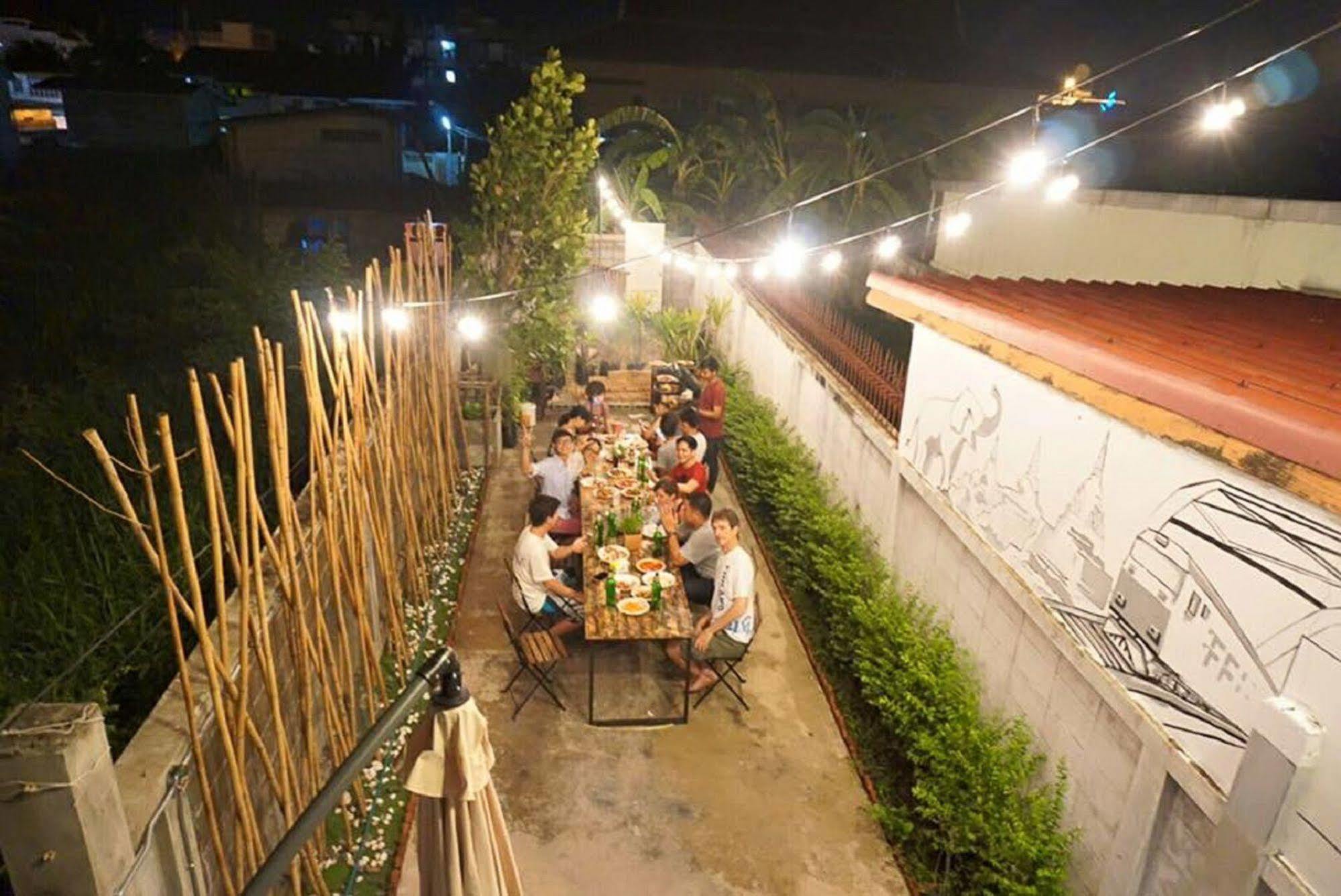 Allsum Hostel Ayutthaya Exteriér fotografie